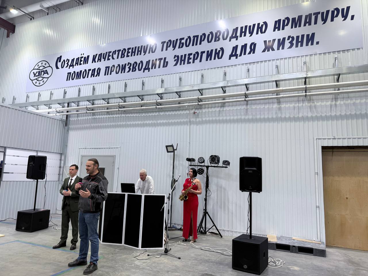 Поздравляем всех девушек, женщин с Международным женским днем!
